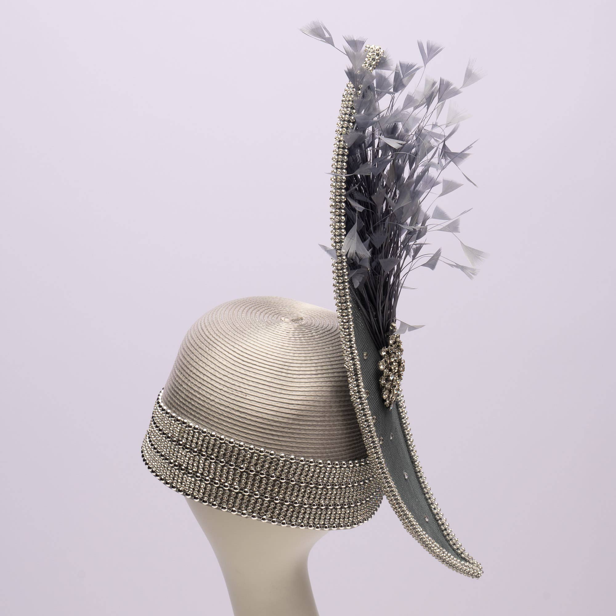 KaKyCo - Wholesale Fascinator Hat - Women's - Stone bending satin cloche with brooch and feather | AJ779Y4