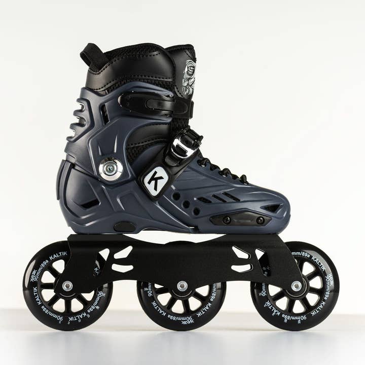 KALTIK Jnr K Patins à roues alignées Blue Steel Tri 90 pour la vente par KALTIK