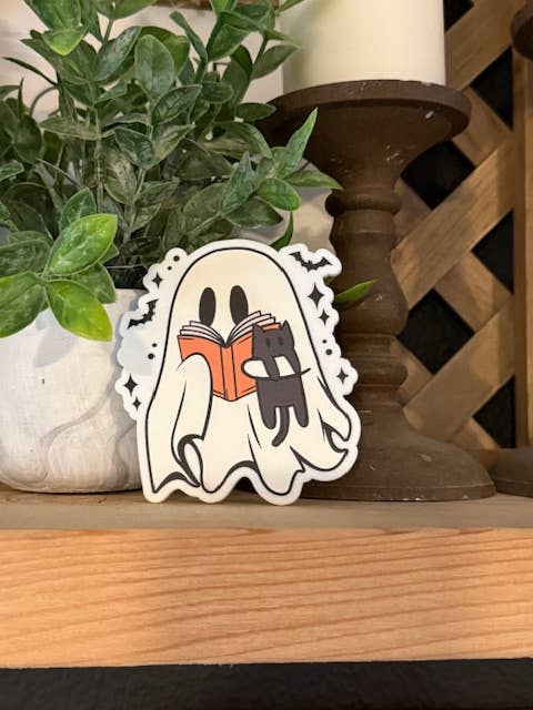 Briar layne - Wholesale Decorative Tabletop Object - Halloween Ghost Bookish Shelf Sitter Decor 0