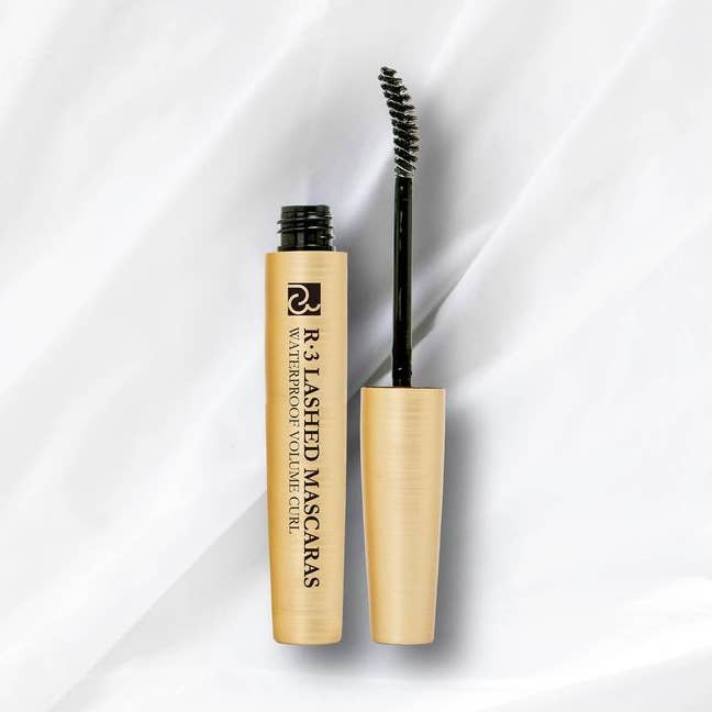 R3 200 LASHED MASCARA for wholesale by r3 - refresh reborn regenerate