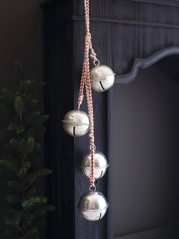 ANTIQUE SILVER JINGLE BELL CLUSTER for wholesale by Kalalou