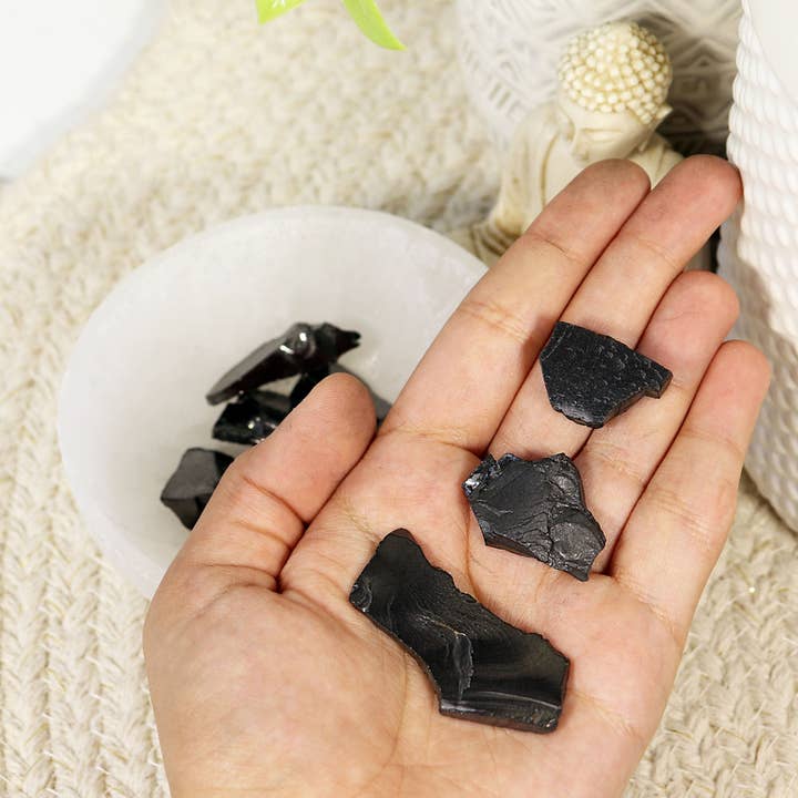 Natures Artifacts Inc – Engroshandel Spirituelle sten og krystaller – Elite Shungit1