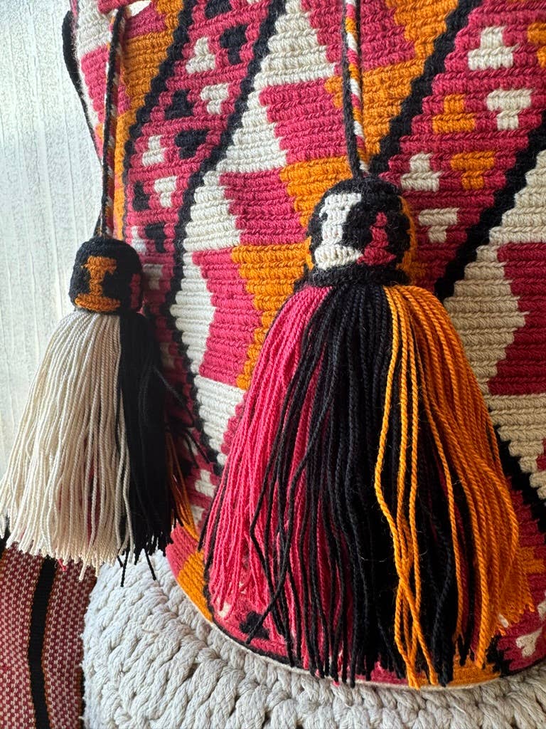 Cattleya Wayúu Mochilas Colombianas - Wholesale Shoulder Bag - Kids - Aracataca Backpack1