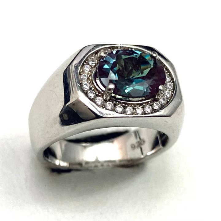 Twan Kee Jewelry – Großhandel Einzelstein-/Solitär-Ring – Herrenring aus Sterlingsilber mit ovalem Alexandrit 7x9mm