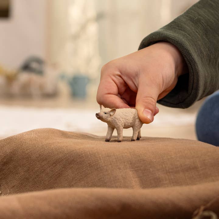 Schleich - Wholesale Figurine Toy - Kids - Mangalica Piglet1