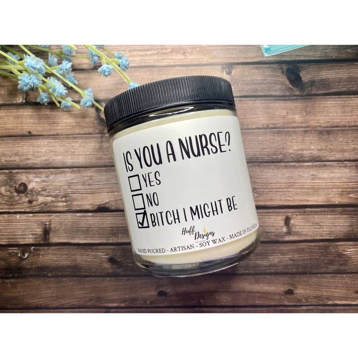 Vous êtes infirmière ? Cadeau de fin d'études BSN Nurse pour la vente par Huff Designs Candle Co