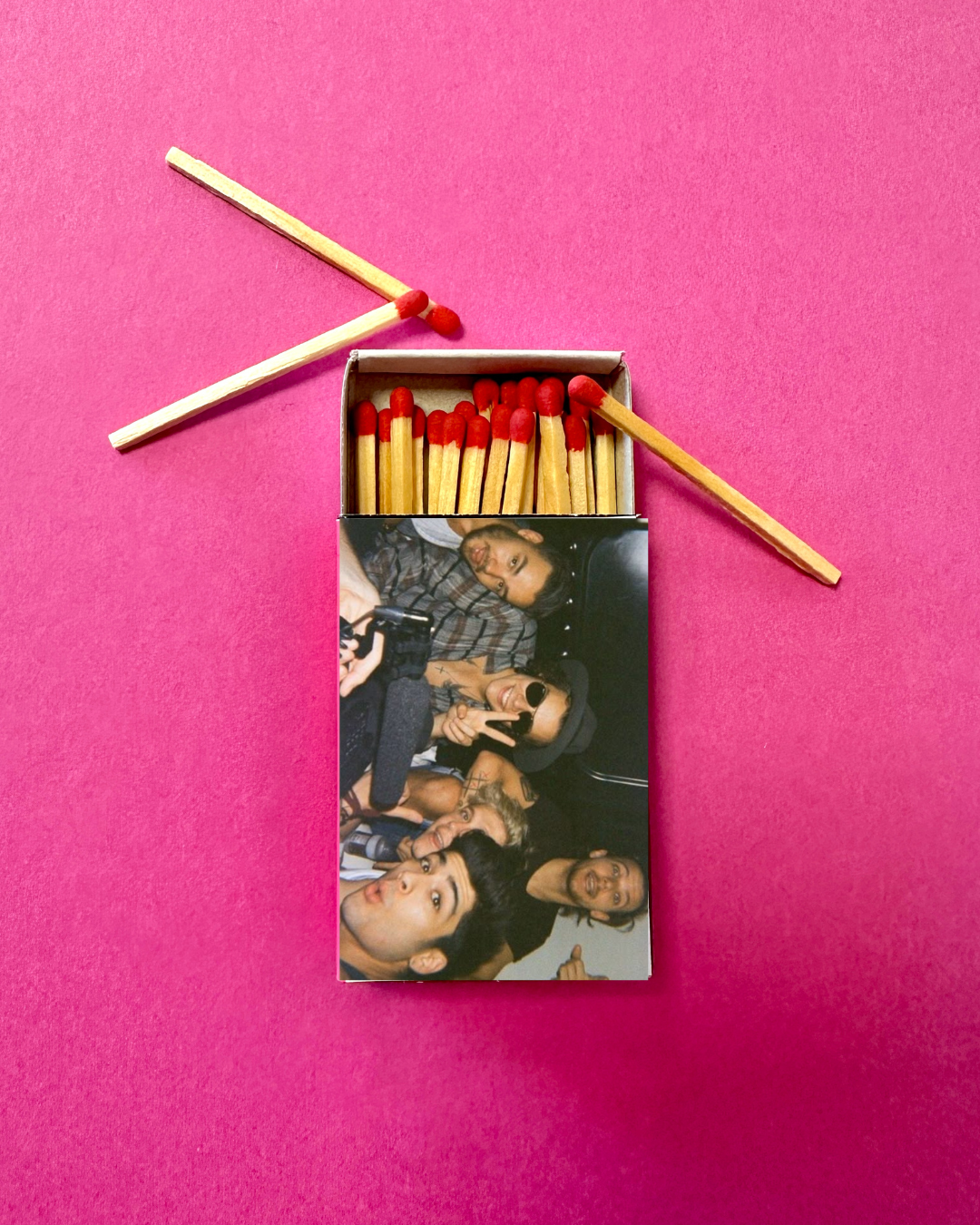 Meet me at the corner – Engroshandel Tændstikker – One Direction Tændstikker «Mom, it was never just a phase»1