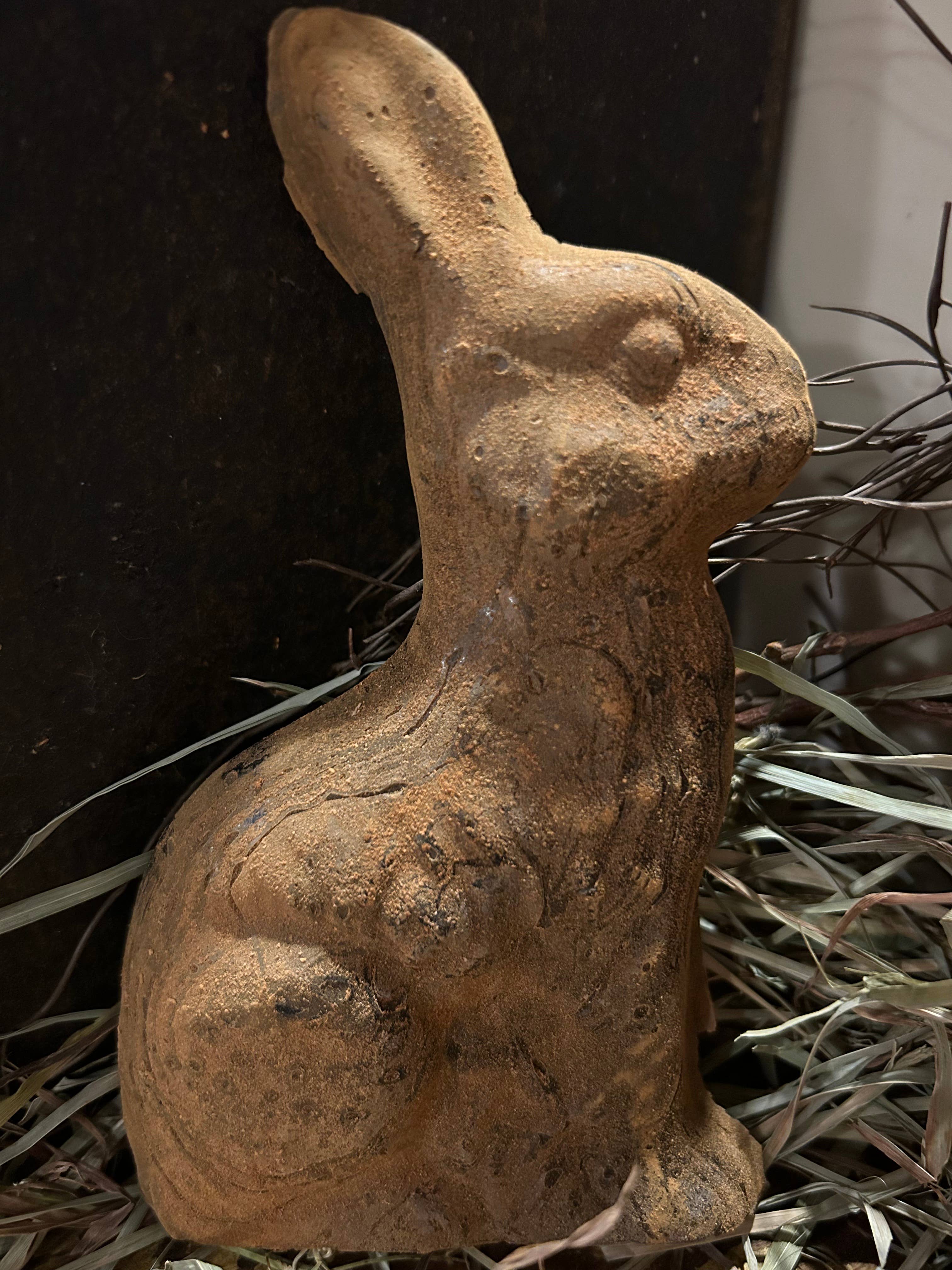 The Cranberry Cornstalk Co. - Wholesale Decorative Figurine - Peter Prim sitter1