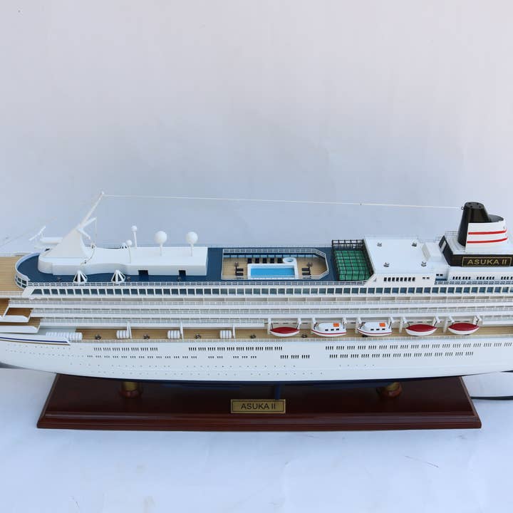 Asuka II voor wholesale door Schuette & Weiss