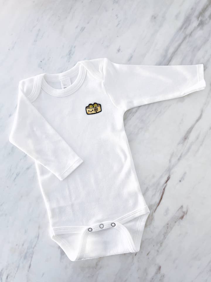 Babygrow de Manga Comprida Dim Sum | Bordado por atacado de boo + bear