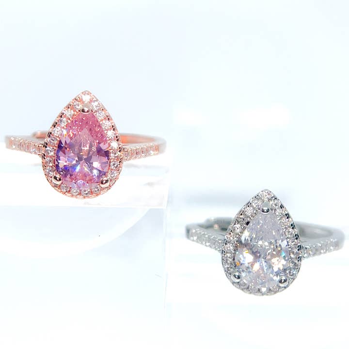 Princess Teardrop Justerbar krystalringbånd halo lækkert for engroshandel hos Holicca