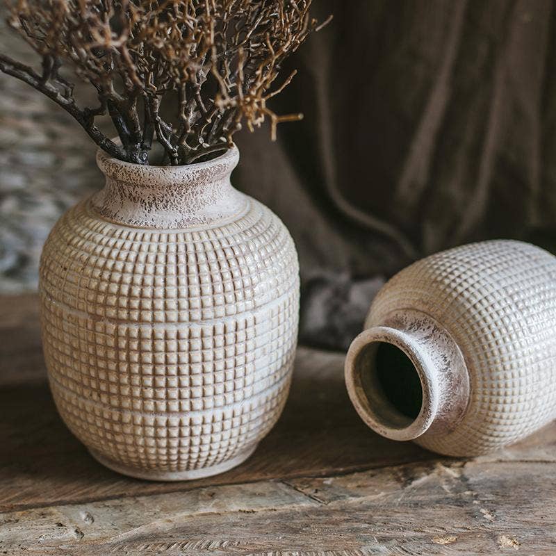 Rustic Reach - Wholesale Vase - White Textured Porcelain Ceramic Jar Vase10