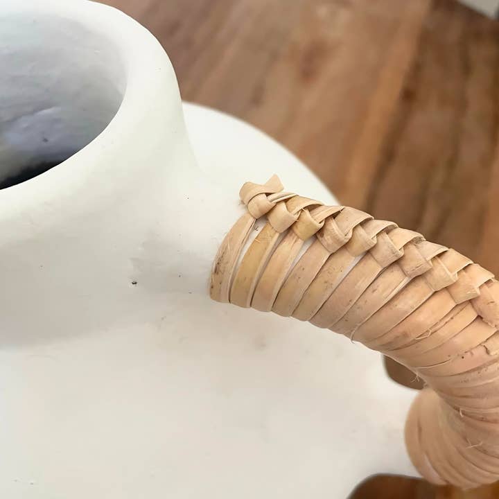 Hippie Monkey - Wholesale Vase - Terracotta Rattan Vase - Rattan Vase — M — Hippie Monkey1