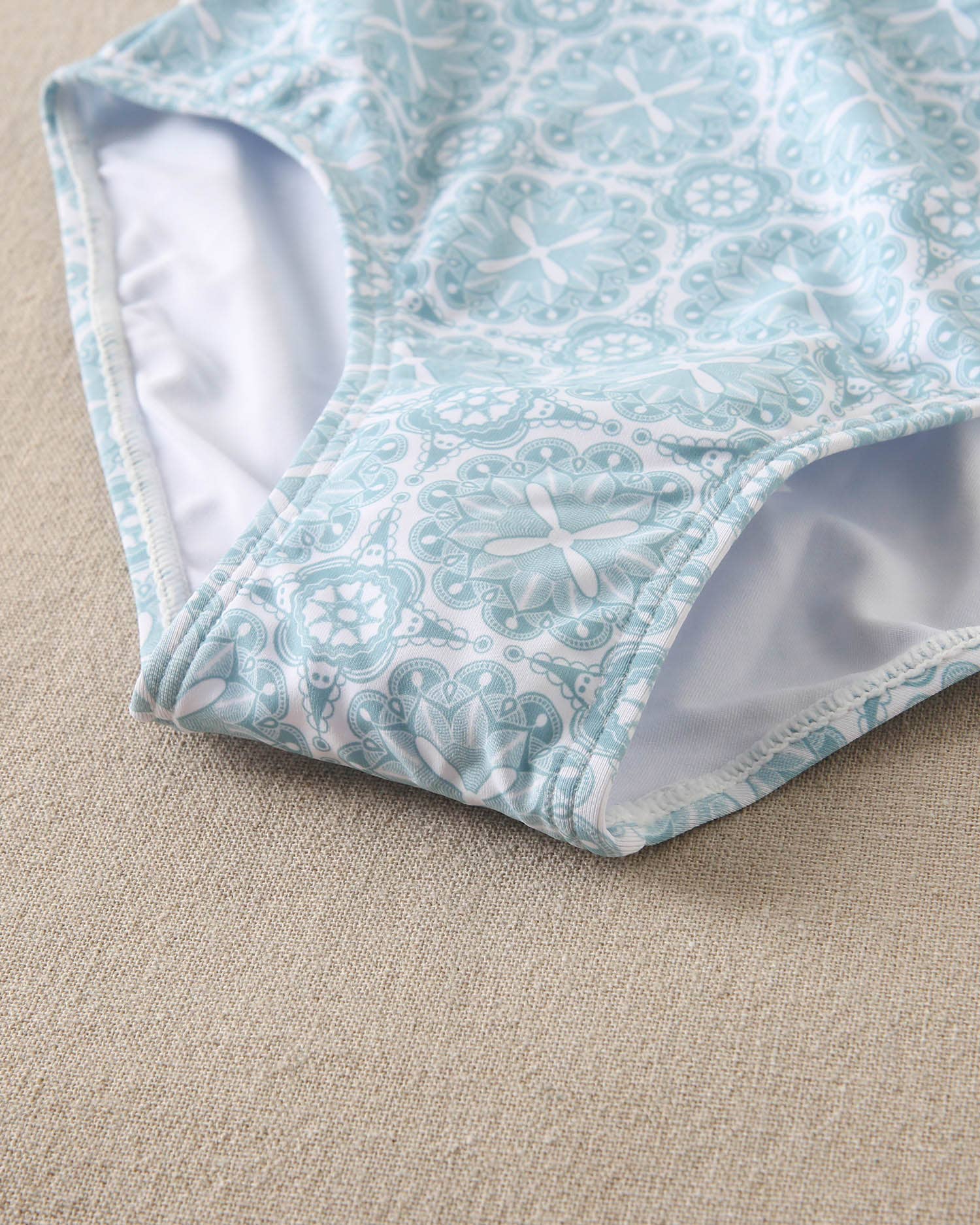 Dadati – wholesale One-piece swimsuit – Kids – Girl's swimsuit with asymmetric blue retro print1