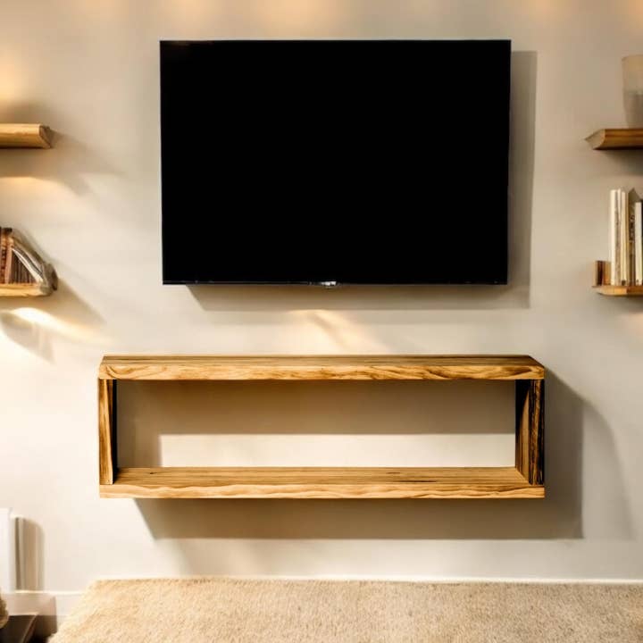 MIUNE TV-möbel i massivt trä. Finish "O A K". för wholesale av Raw Wood