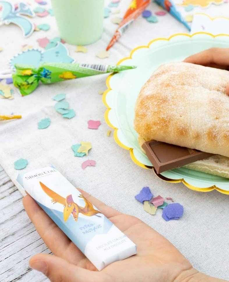 ADG Diffusion - Wholesale Chocolate Bar - DINOSAUR CHOCOLATE BAR - Display of 12 bars4