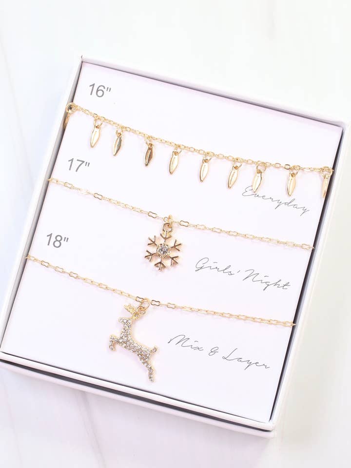 Ensemble de colliers étincelants de renne en or pour la vente par Caroline Hill