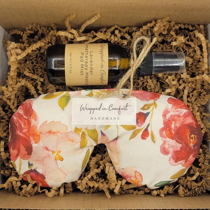 Confezione regalo - Cuscino per occhi e nebulizzatore in cotone biologico per la vendita all'ingrosso da parte di Wrapped In Comfort