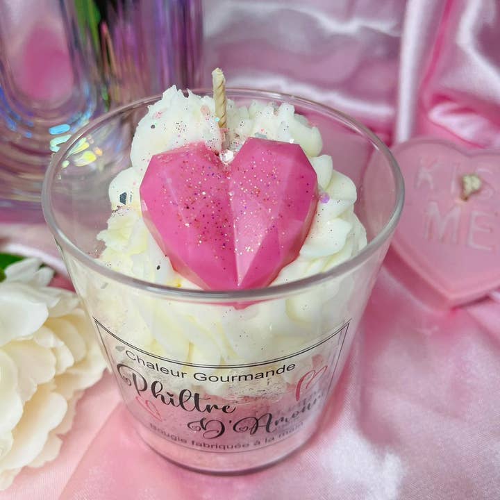 Chaleur Gourmande – wholesale Novelty candle – Philtre d'Amour N°2 candle1