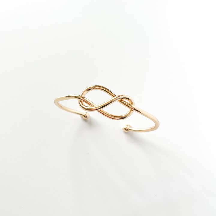 Fashion Unendliche Knoten Manschette für den Großhandel von S&A Fashions