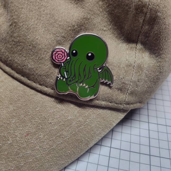 Mountain's Misfits - Wholesale Lapel Pin/Button - Cthulhu & Candy Enamel Pin - Cthulhu Lovecraft Pin1
