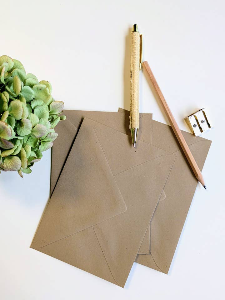 Kraft envelope | envelopes | recycled paper for wholesale by ArtworkByMadelon