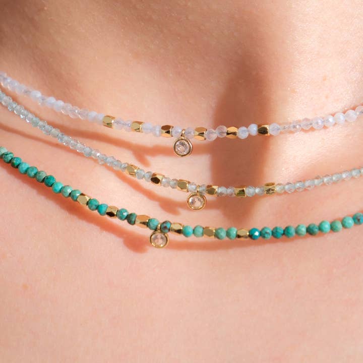 Delilah halsketting met edelstenen voor wholesale door Heilo Jewelry