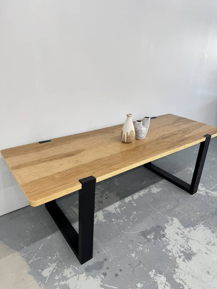 Table à manger - Forme rectangulaire 3'x6' taille pour la vente par Curv & Carv