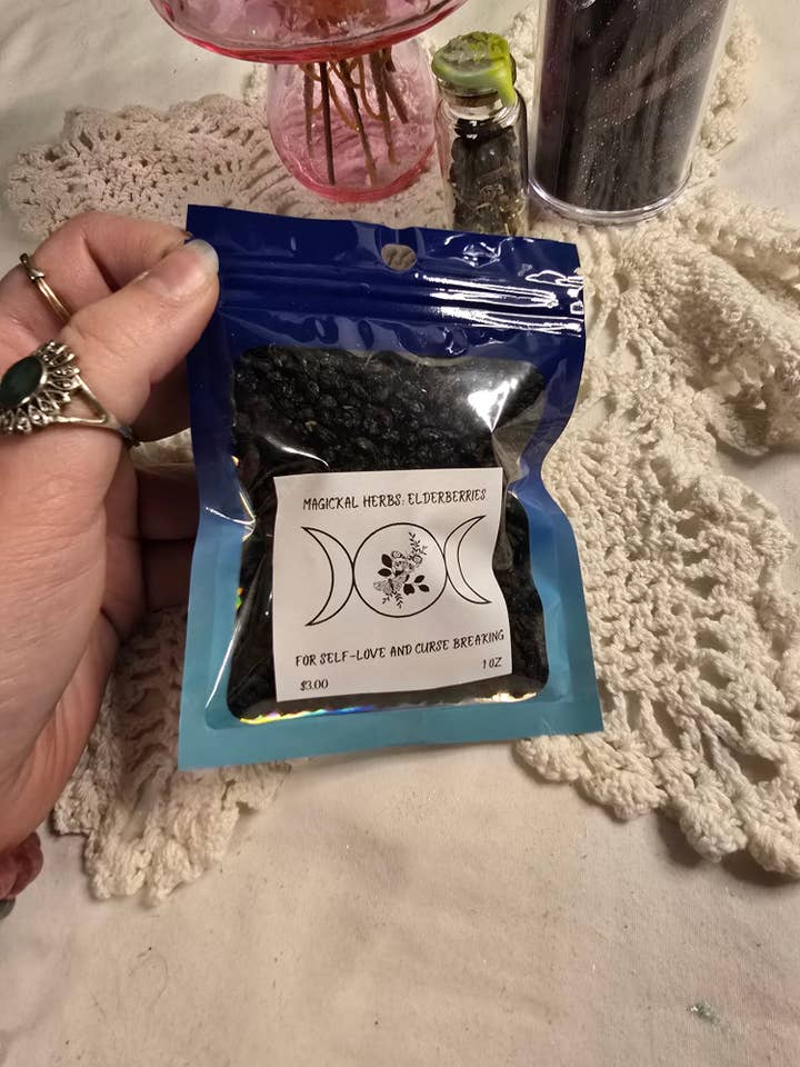 Fläder för wholesale av Chaotic Crystal Chick Co.