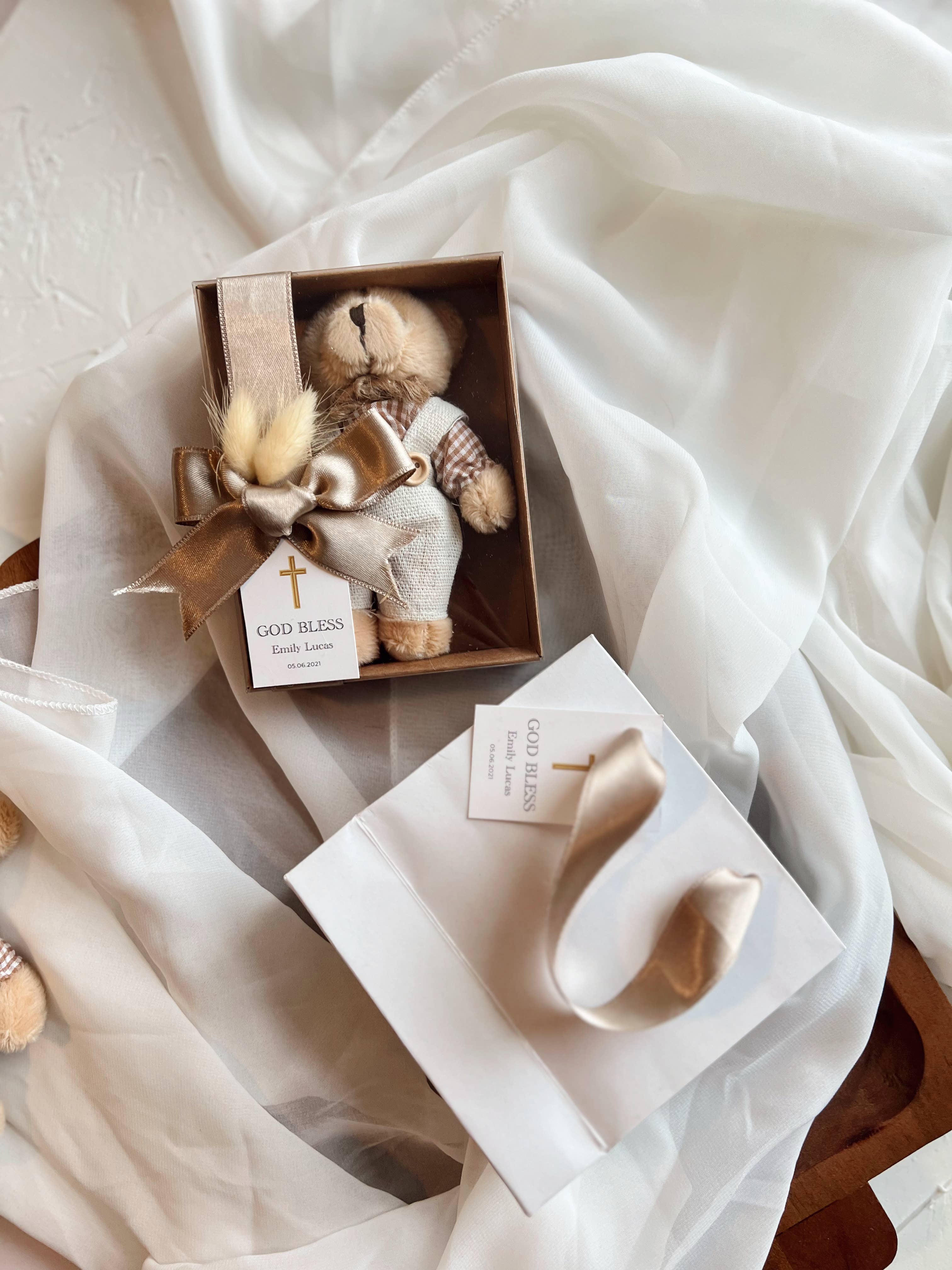 Uniq Favors – Engroshandel Nøglering - Dame – Teddy-nøglering som gave, babyshowergave med personlig navn - We Can Bearly7