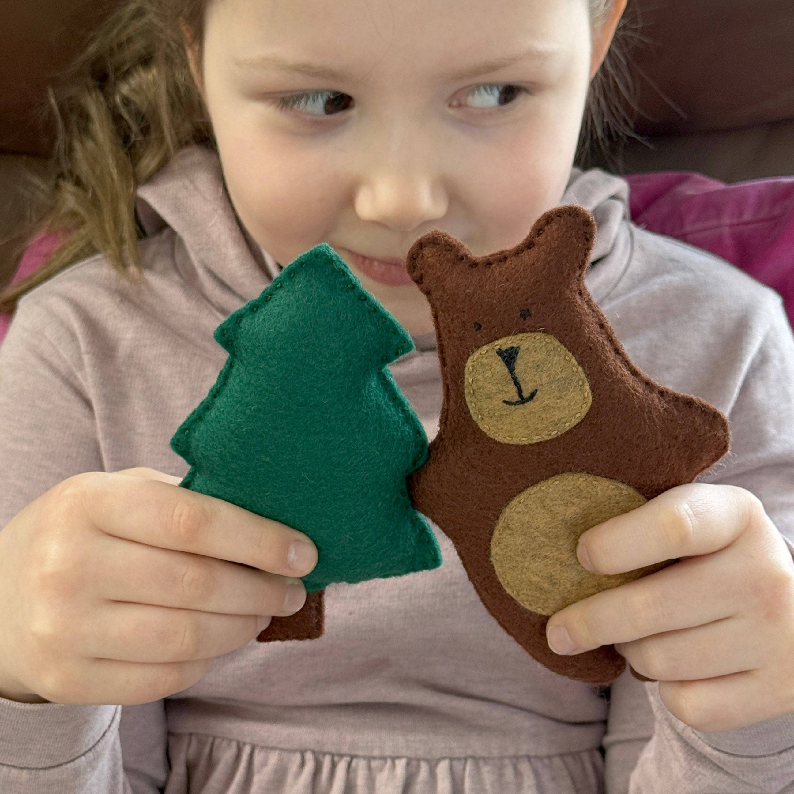 Mimihali - Wholesale Craft Sewing Kit - BEAR and TREE felt sewing kit for kids1