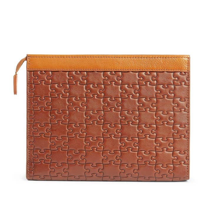 NKARI TINUKE SVANS KOPPLING för wholesale av Daniel Diyepriye