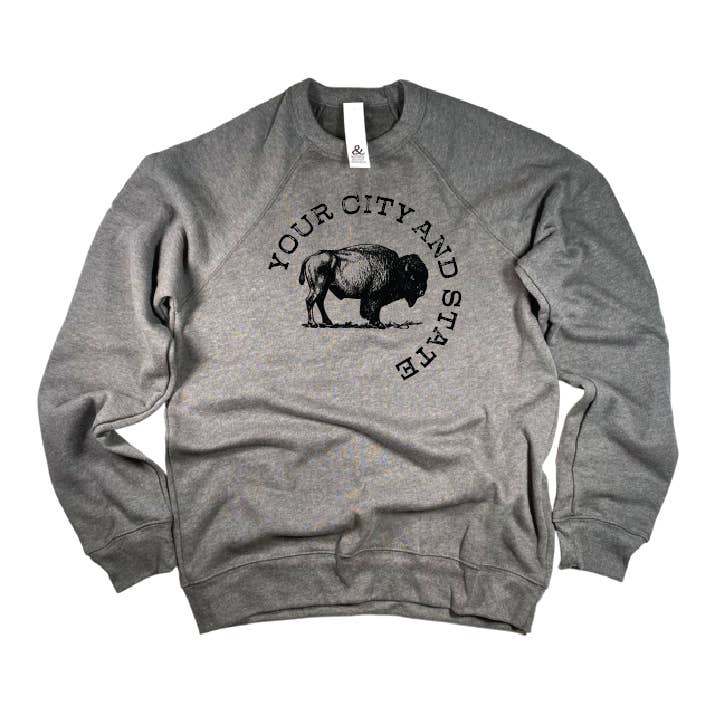 Sweatshirt Bison - Personnalisable pour la vente par and - ashley nicole designs