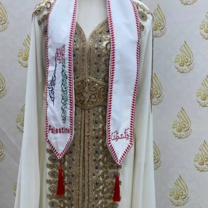 Palestinian Elegance – wholesale – Embroidered Stole with Palestine Map & Arabic Script – Celebrate Cultural Heritage9