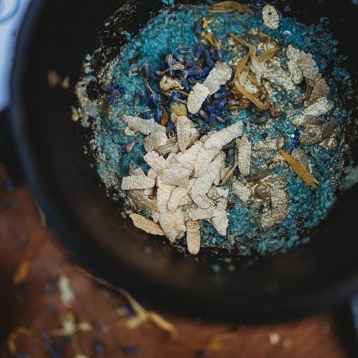 The Little Potion Co - Wholesale DIY craft kit – Child - Shield Protect me - PROTECTION Potion Pouch9