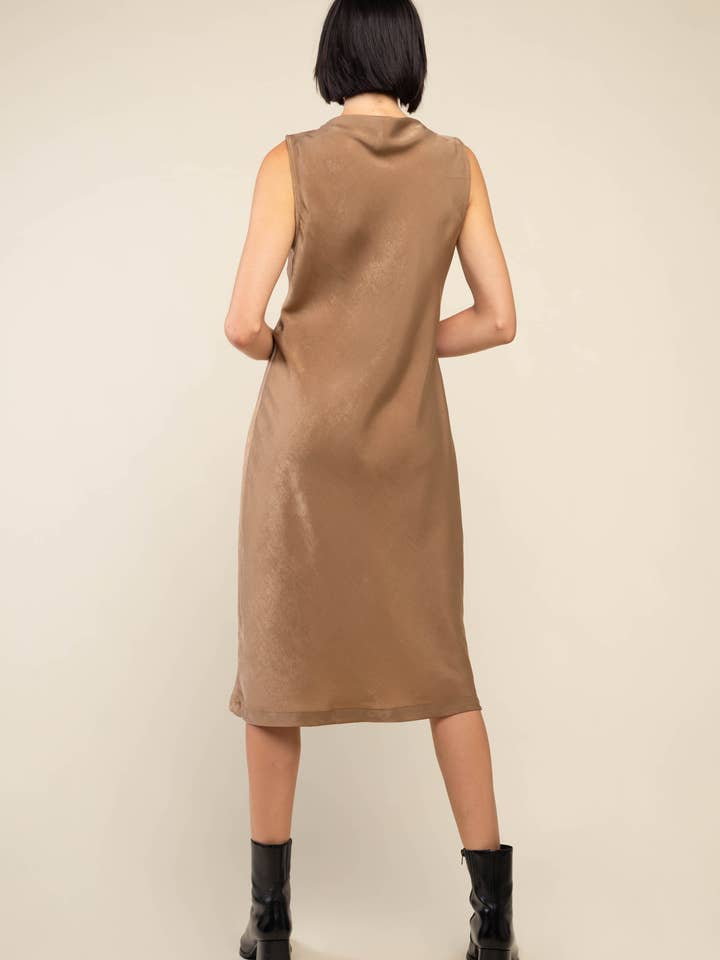 NLT - Vente Robe – femme - Robe à col bateau en satin Sabrina Bias - Grande taille