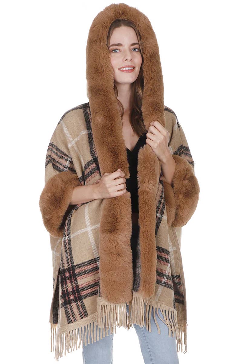 Grigio Poncho con cappuccio Ruana a silhouette aperta in stile eschimese scozzese in vendita all'ingrosso su Faire16