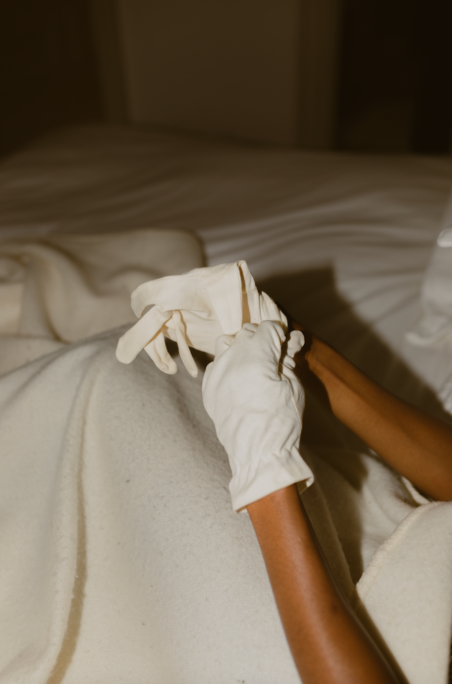 PAUME - Wholesale Moisturizing Gloves - Organic Cotton Overnight Gloves2