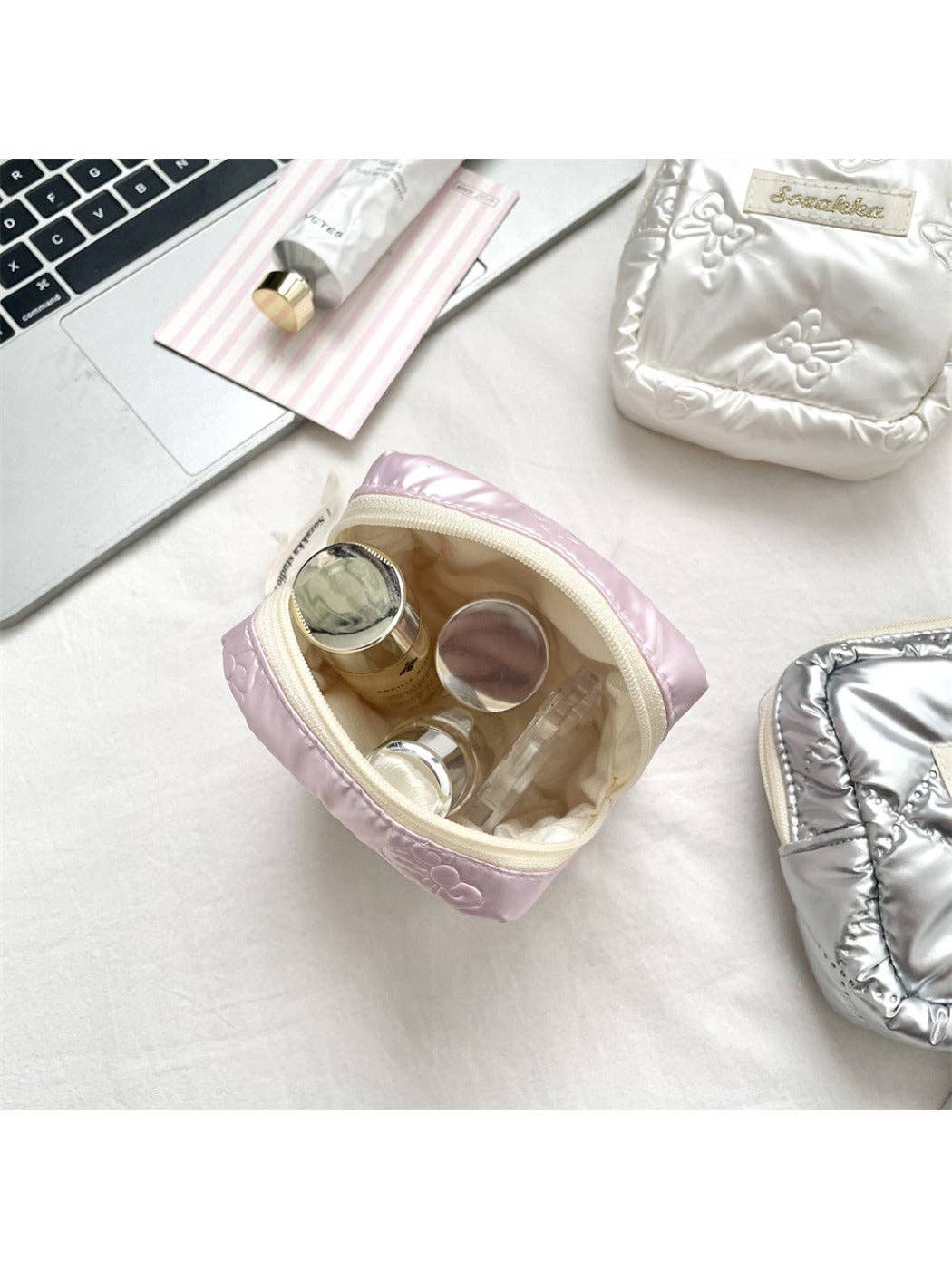 Funkyrel® Atzbranding Limited – wholesale Make-up/cosmetic bag – Cosbai - Mini Heart-Patterned Makeup Pouch11