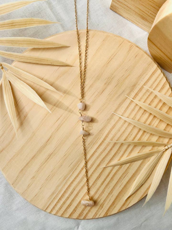 Y-förmige Halskette aus Rosenquarz für den Großhandel von Lavender Avenue