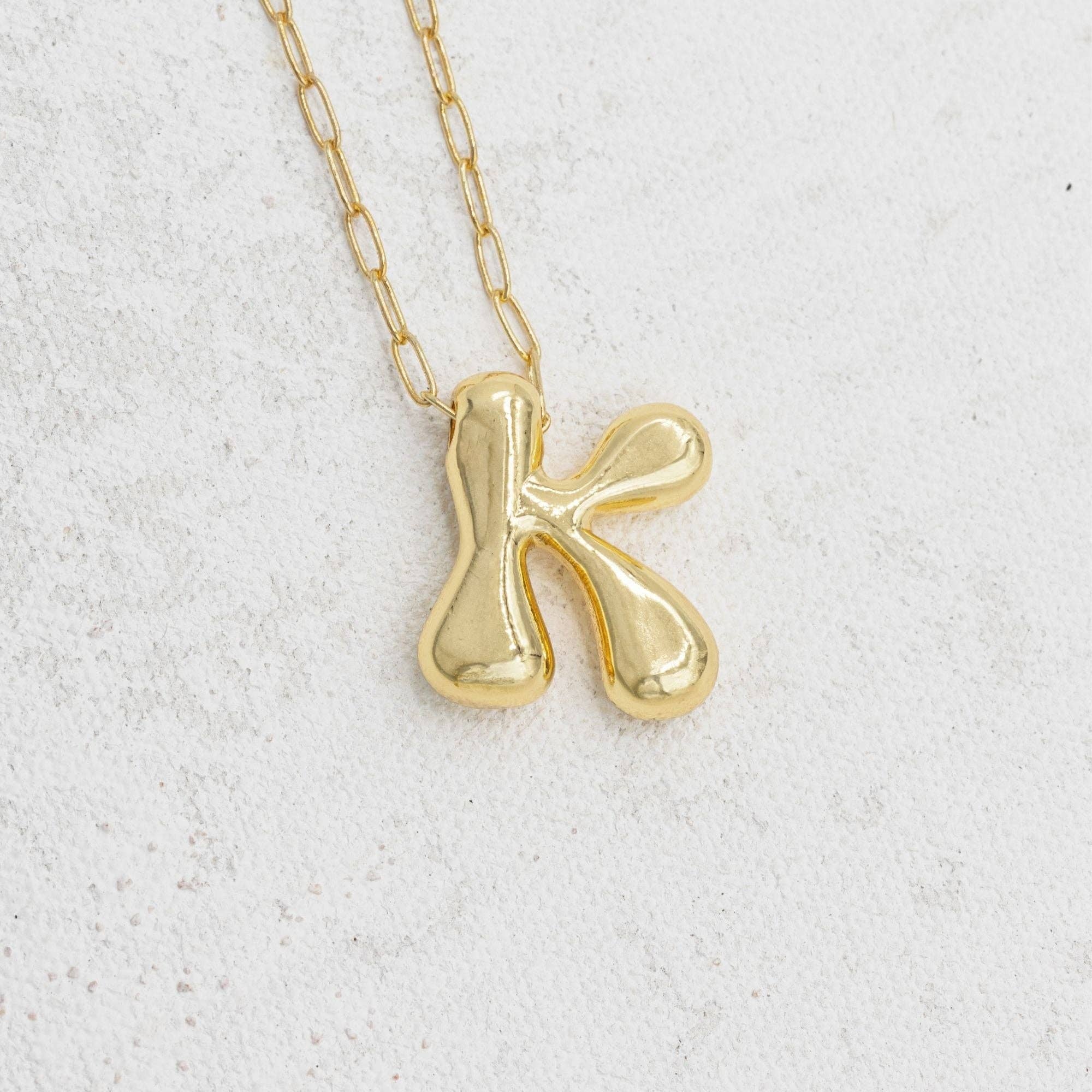 EMERSON & OLIVER - Vente Colliers à pendentif - Collier en forme de lettre à bulles en or10