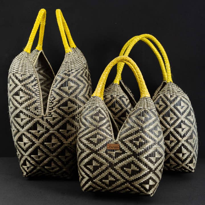 Decollete basket for wholesale by O'unaa | Home & Style