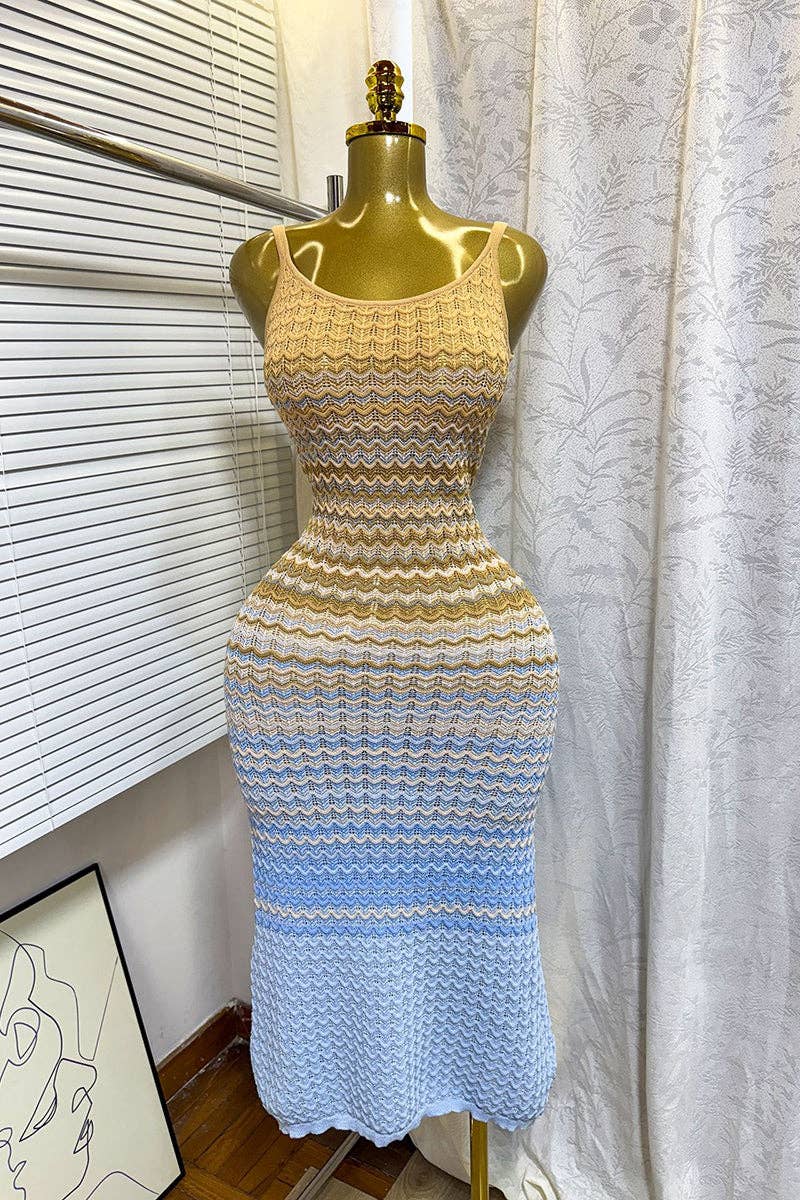 Mccolin - Venta al por mayor Vestido - Mujer - Vestido Maxi de Punto en Zigzag para Vacaciones4