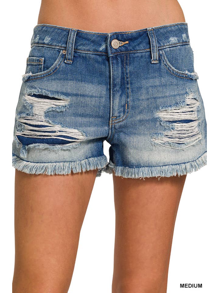 MEDIUM .....SI-27867 Distressed Denim Shorts for wholesale on Faire