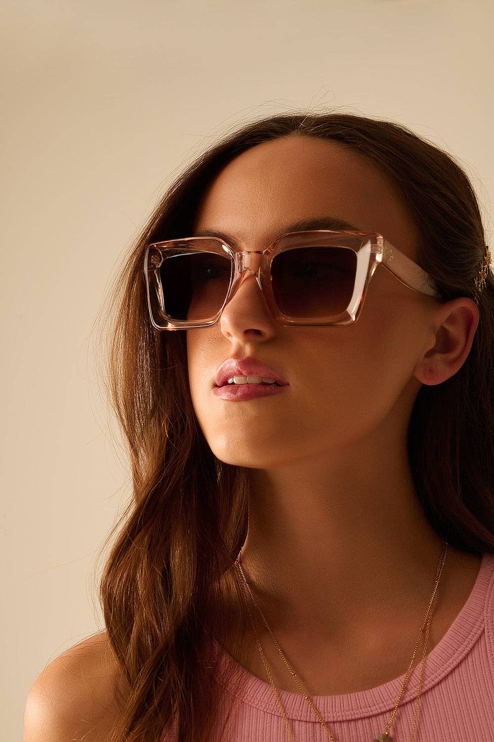 BEIGE Sonnenbrille im 90er-Jahre-Stil in Beige für den Großhandel auf Faire1