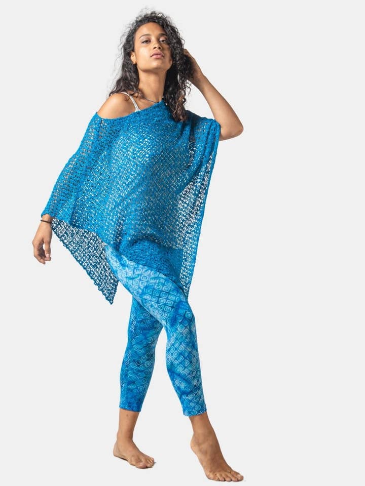 Hands To Hearts - Wholesale Athletic/Lounge Leggings - Women's - Batik Crop Leggings4