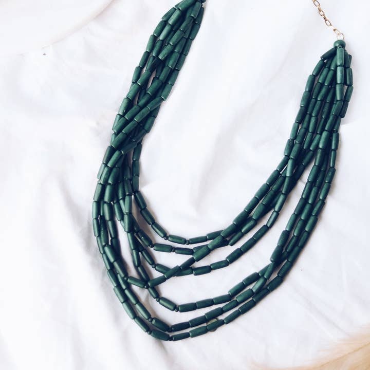 Regenwaldgrüne Perlenkette für den Großhandel von Finders and Makers