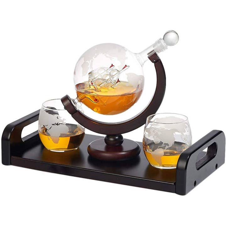 Bezrat – Engroshandel Karaffel – Ætset Globe Whisky Karaffel+ 2 Whisky Briller på Rich