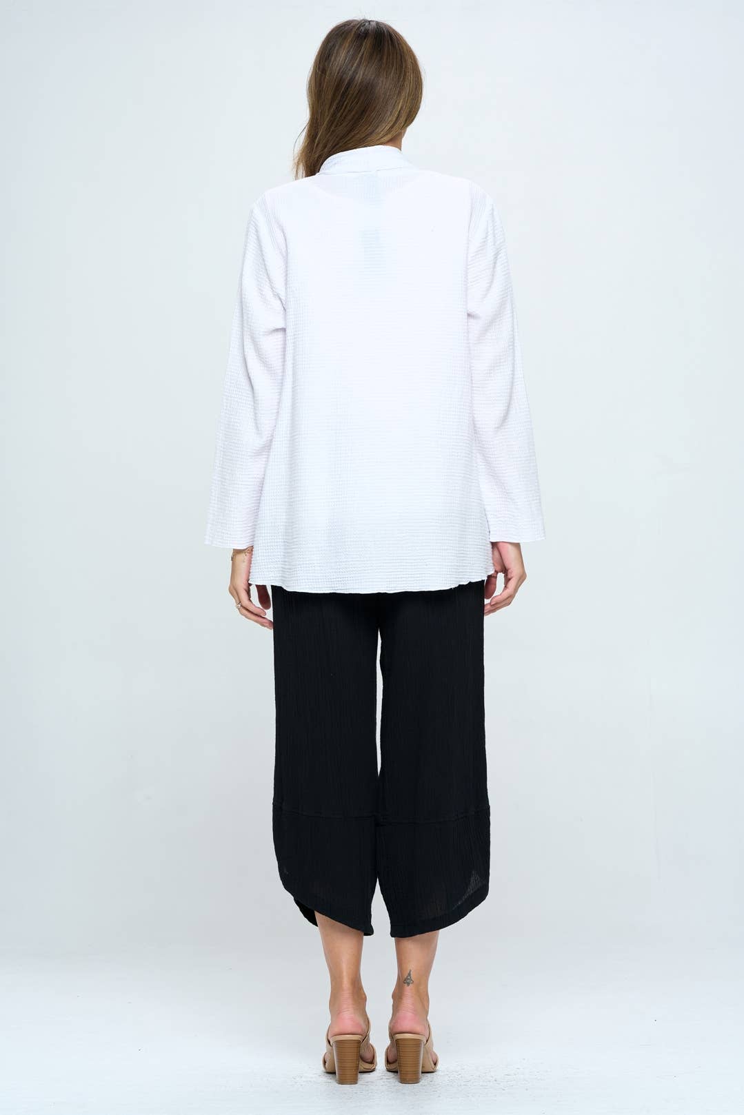 LD/VANIGLIA Cardigan a nido d'ape in cotone leggero in vendita all'ingrosso su Faire4