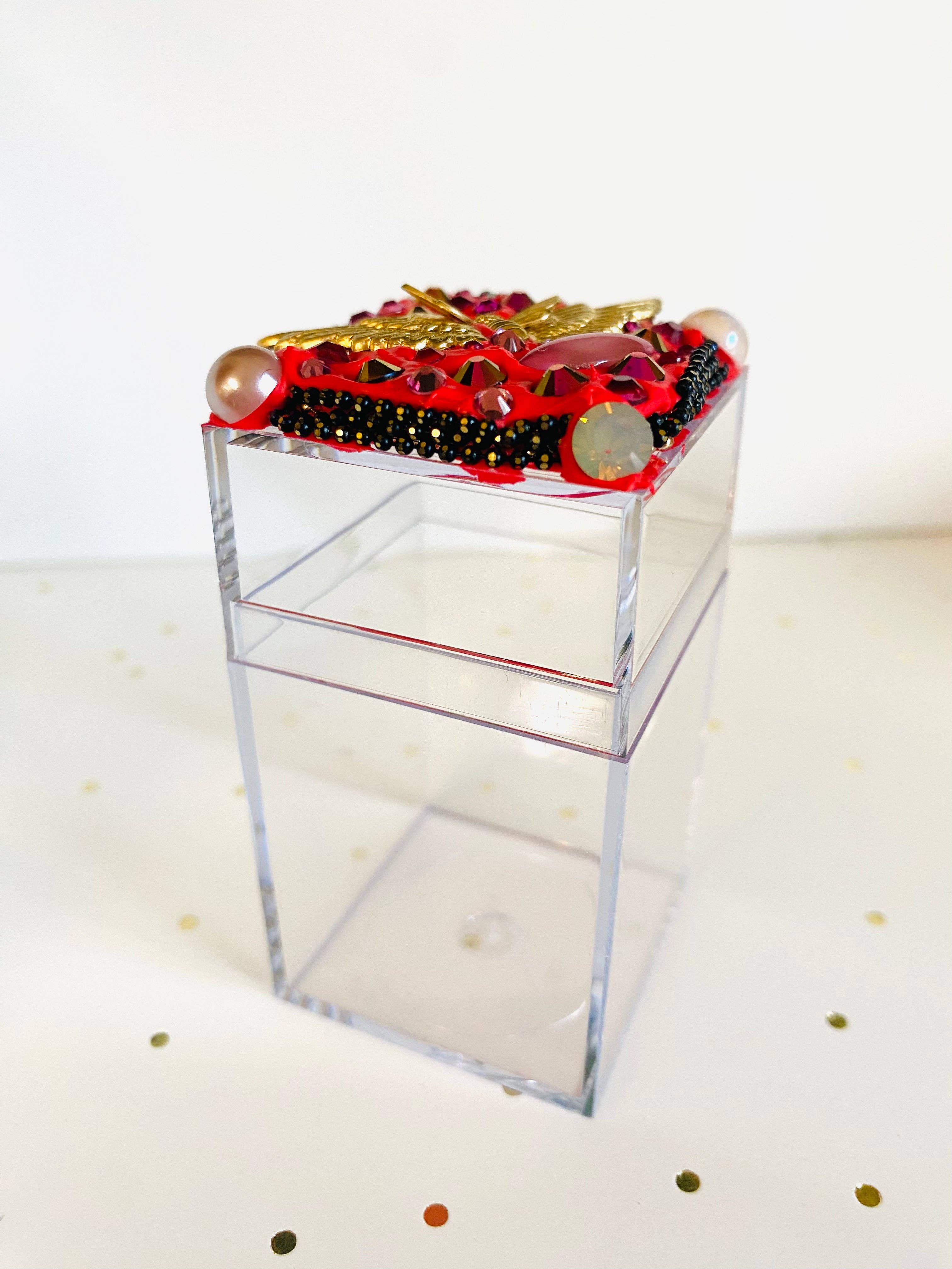 Janine’s Jewelry Design - Wholesale Jewellery box/organiser - Jewelry Box/Bee/Angel Wing2